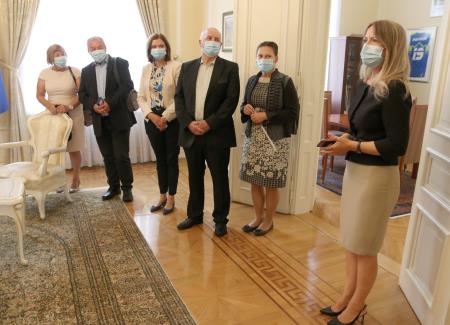 Preds. palacaLJ9_FOTO GYURICA